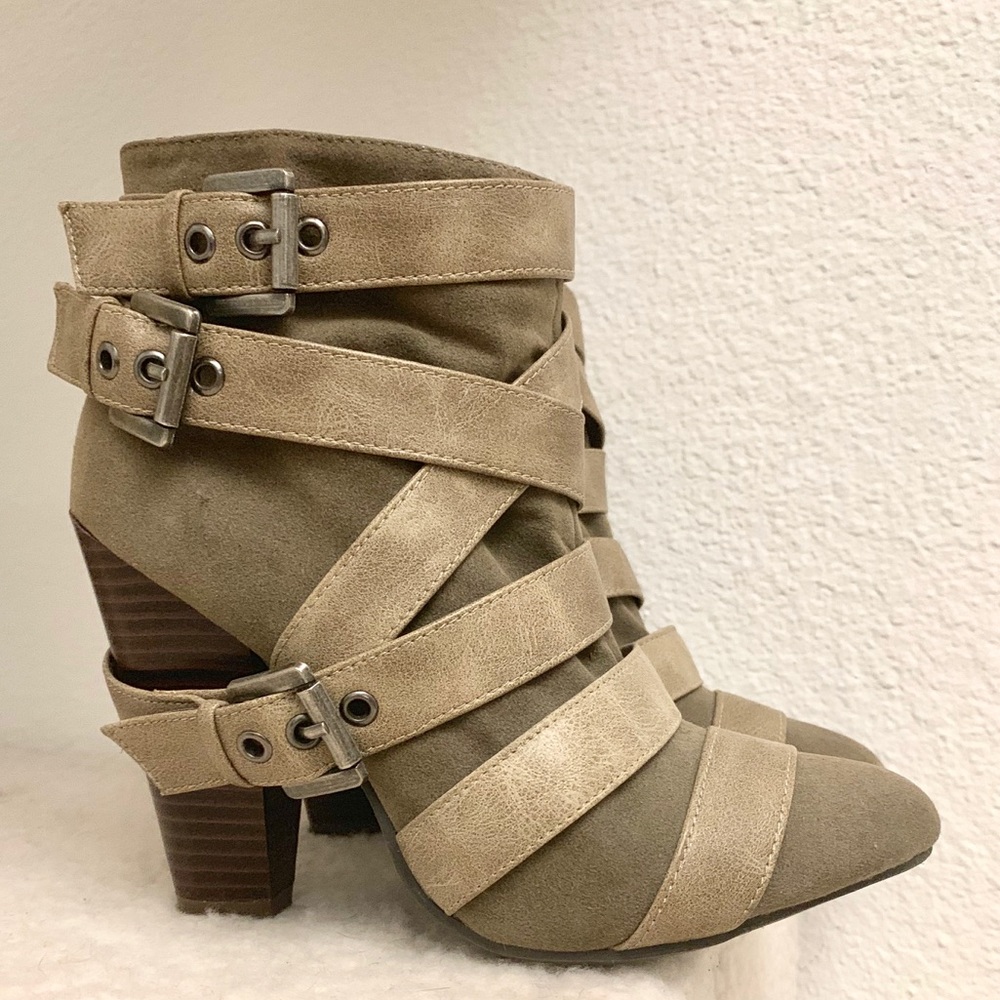Ankle boots by Bamboo